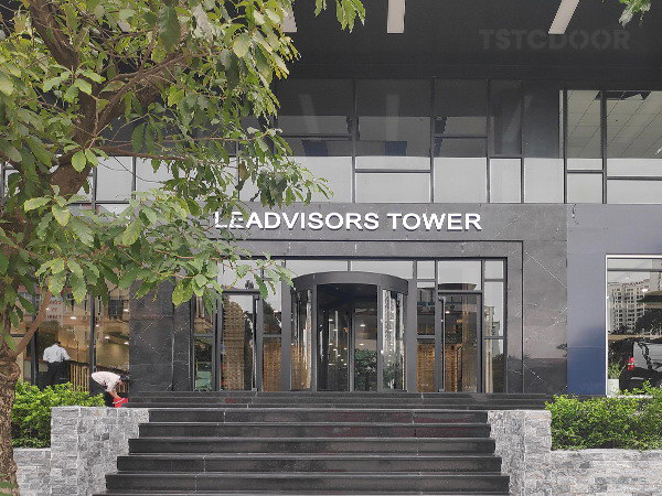 Leadvisors Tower Vietnam - TAR300-2
