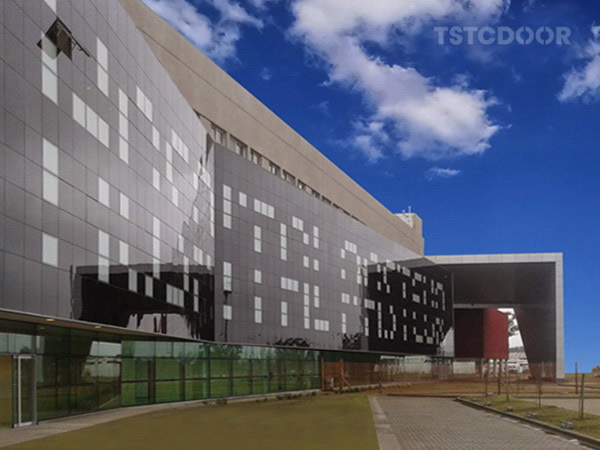 TSTC hermetic door for Hospital Pasteur in Montevideo
