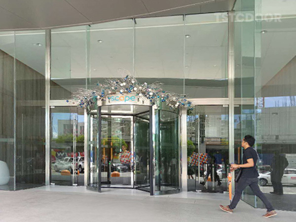 TSTC Revolving Door for SCAPE in Manila-pic2