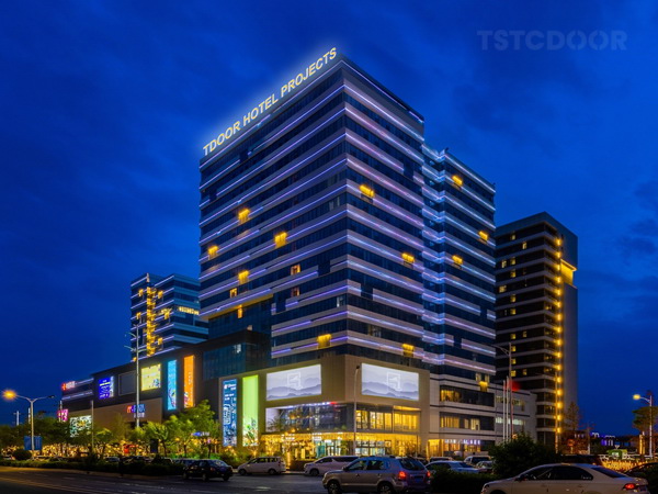 3 wing revolving door-TMR300-hotel in Asia-2508-1
