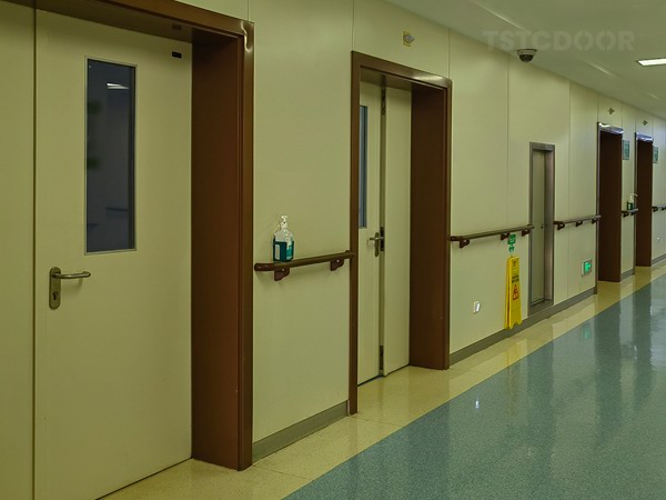 20250901-Hospital Ward Door in Asia-3